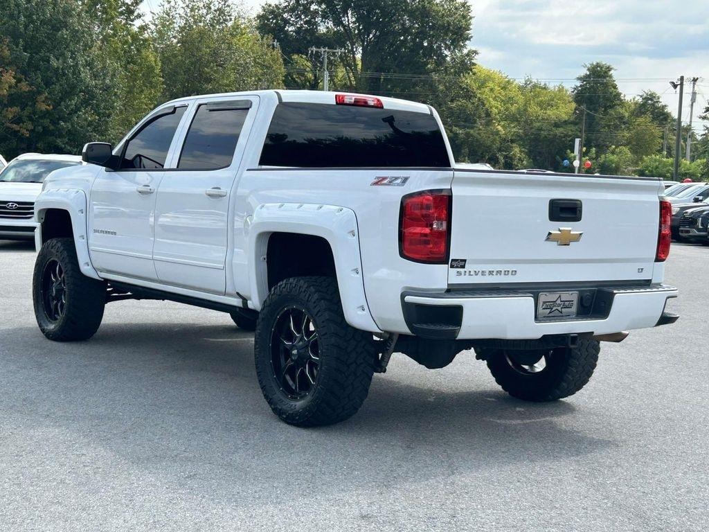 Chevrolet Silverado 1500 4WD Crew Cab 143.5" LT w/2LT 2017