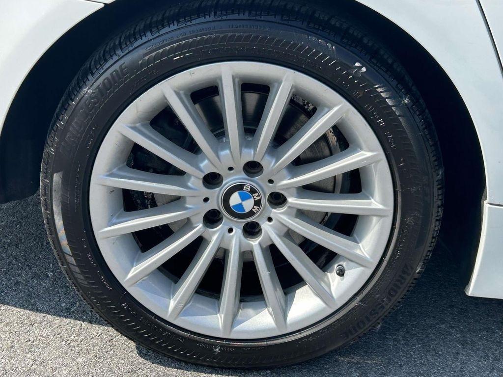 BMW 5 Series 4dr Sdn 535i RWD 2013