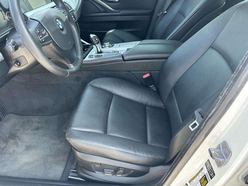 BMW 5 Series 4dr Sdn 535i RWD 2013