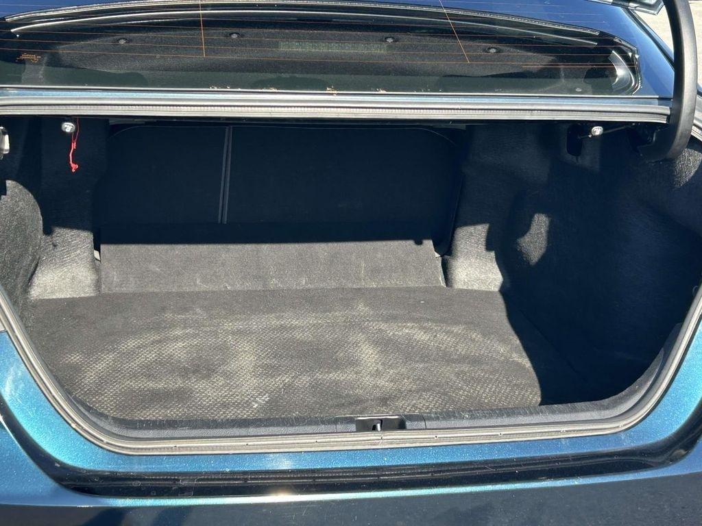 Toyota Camry XLE Auto (Natl) 2019