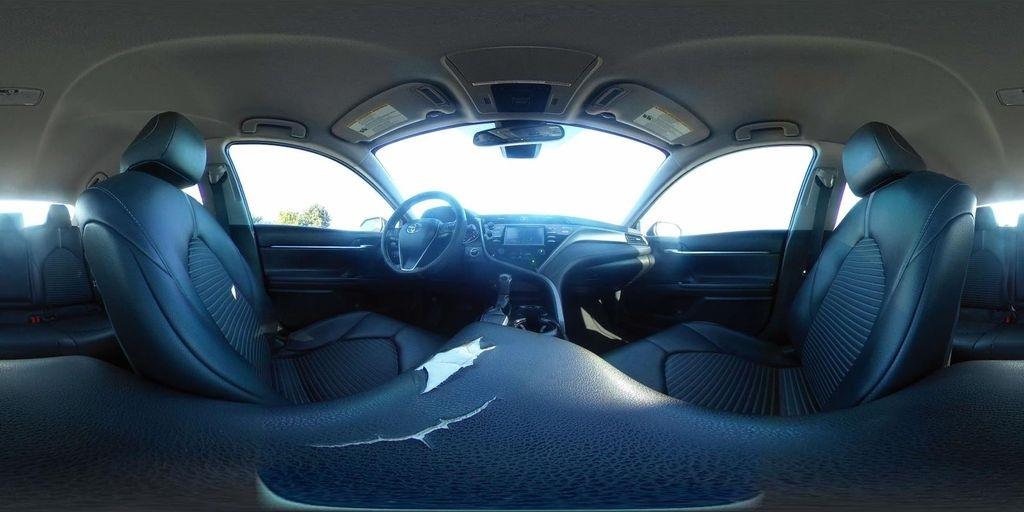 Toyota Camry XLE Auto (Natl) 2019