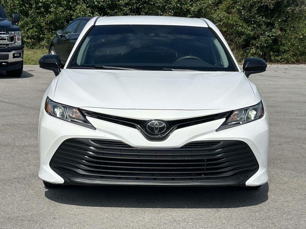 Toyota Camry LE Auto (Natl) 2020