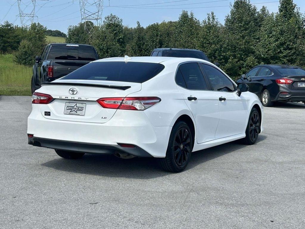 Toyota Camry LE Auto (Natl) 2020