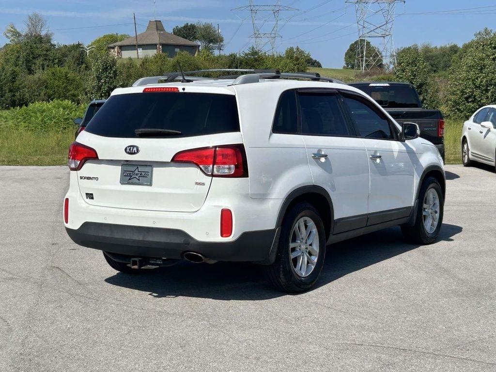 Kia Sorento 2WD 4dr I4 LX 2015