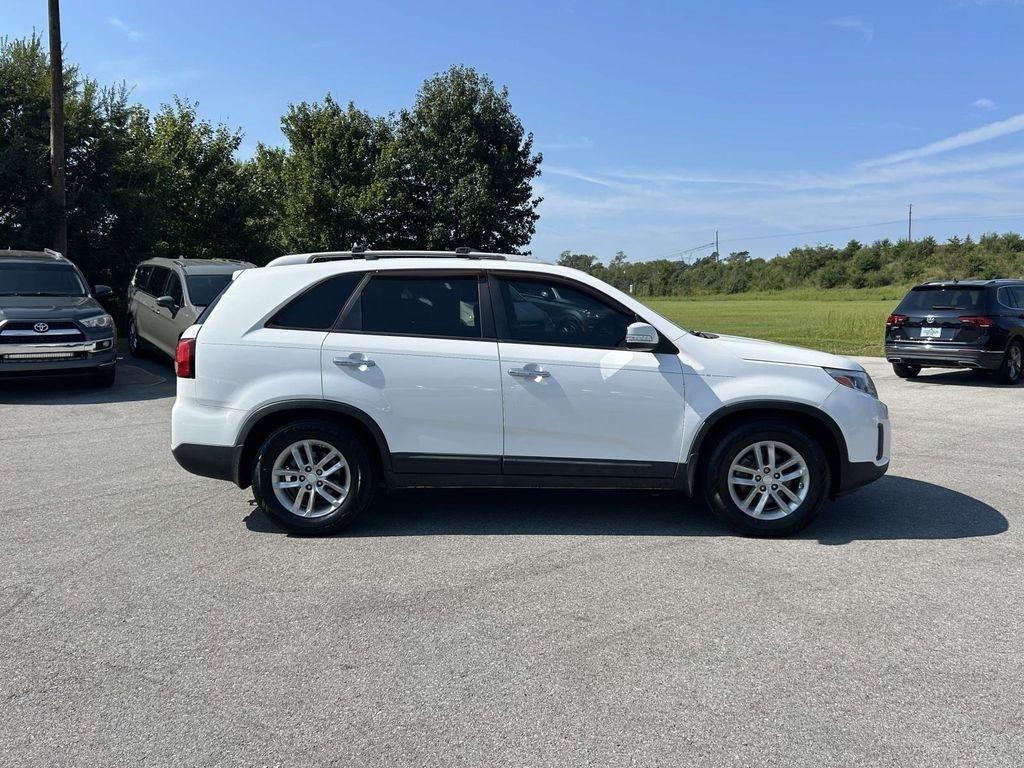 Kia Sorento 2WD 4dr I4 LX 2015
