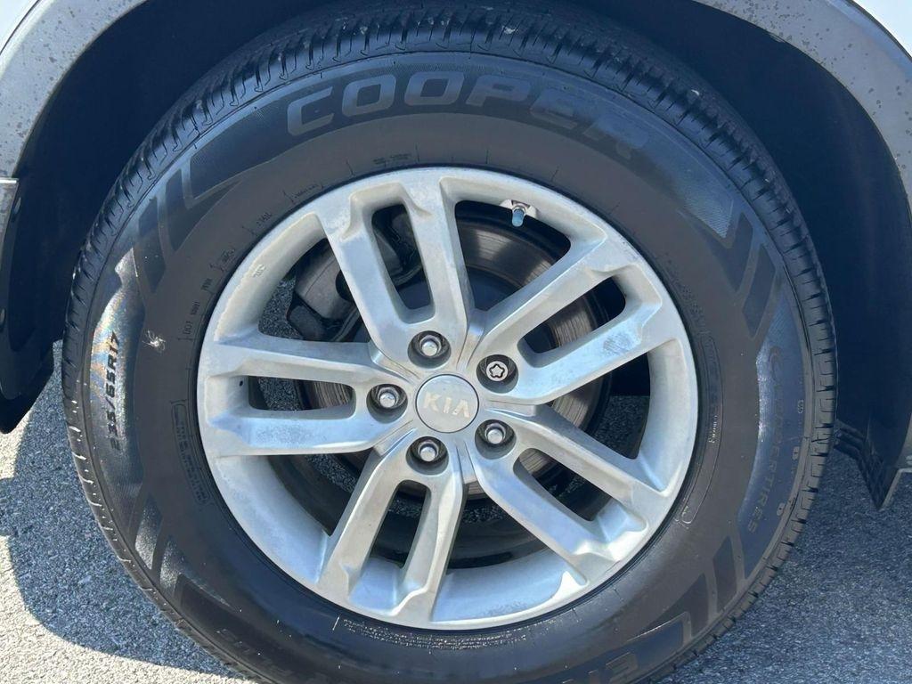 Kia Sorento 2WD 4dr I4 LX 2015