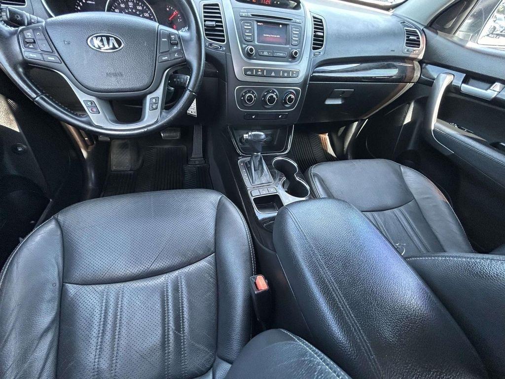 Kia Sorento 2WD 4dr I4 LX 2015