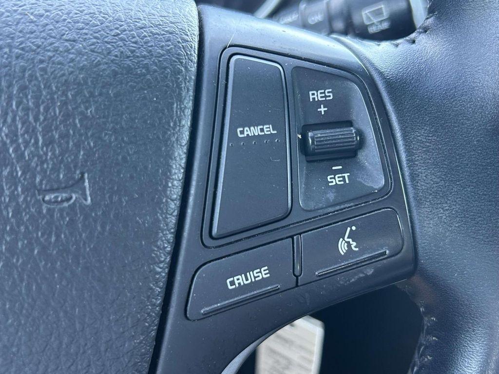 Kia Sorento 2WD 4dr I4 LX 2015