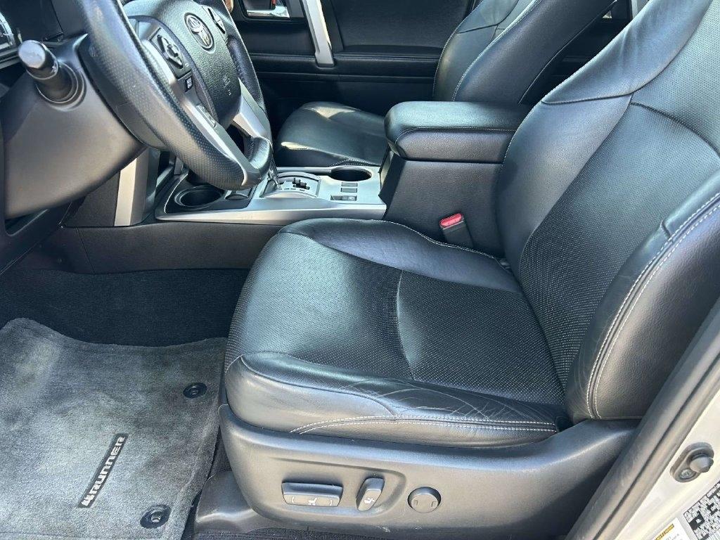 Toyota 4Runner 4WD 4dr V6 Trail Premium (Natl) 2015