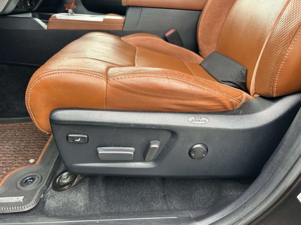 Toyota Tundra 4WD 1794 Edition CrewMax 5.5' Bed 5.7L FFV (Natl) 2018
