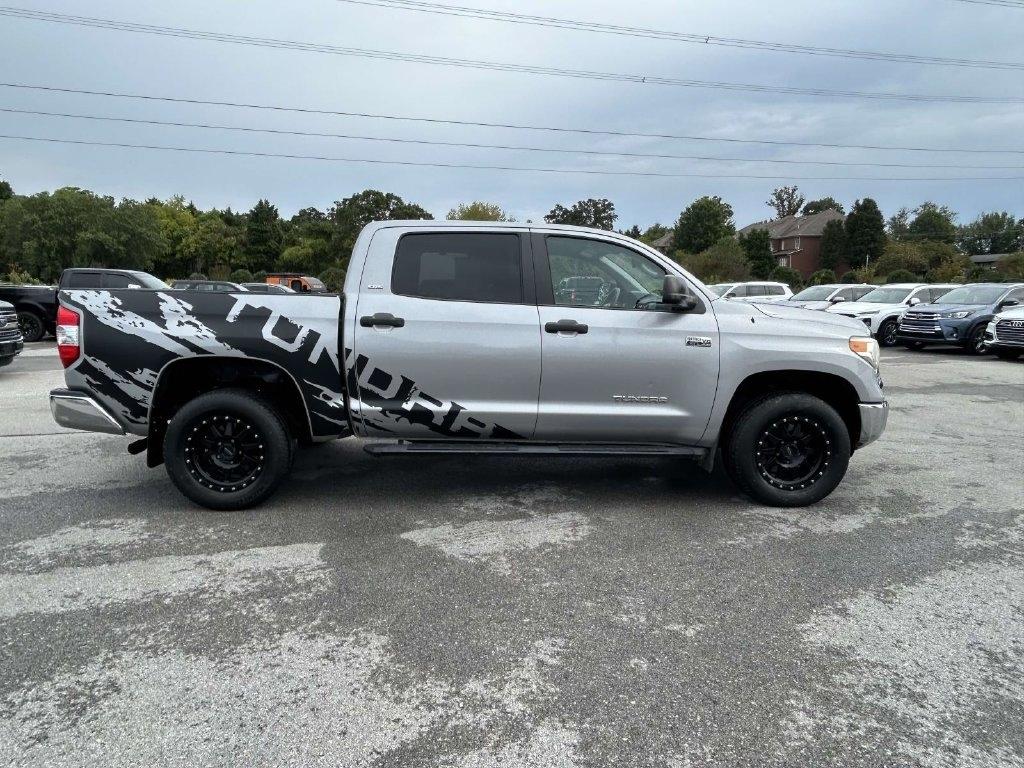 Toyota Tundra 4WD TRD Pro CrewMax 5.5' Bed 5.7L FFV (Natl) 2017