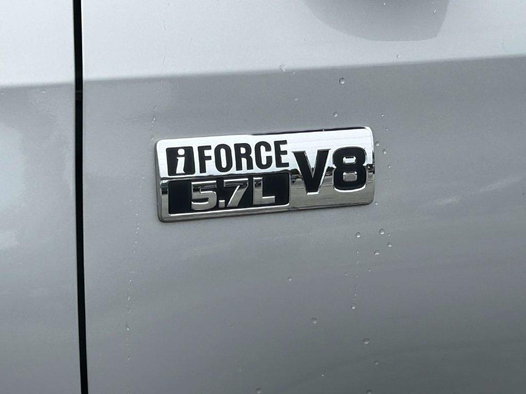 Toyota Tundra 4WD TRD Pro CrewMax 5.5' Bed 5.7L FFV (Natl) 2017