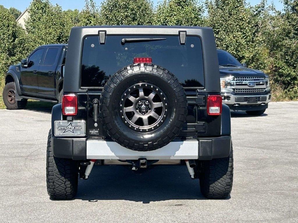 Jeep Wrangler 4WD 2dr Sahara 2015