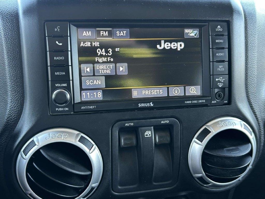 Jeep Wrangler 4WD 2dr Sahara 2015
