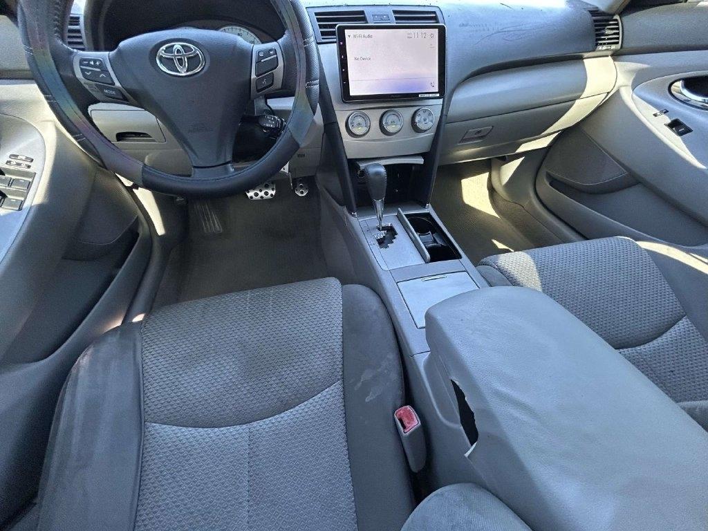 Toyota Camry 4dr Sdn I4 Man LE (Natl) 2011