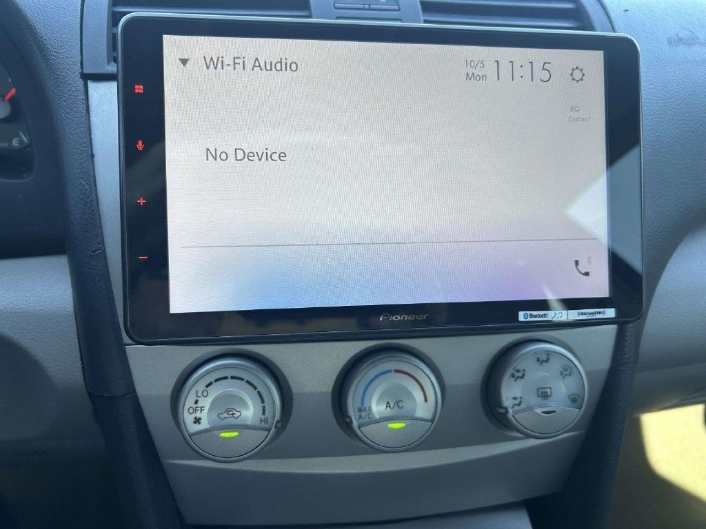 Toyota Camry 4dr Sdn I4 Man LE (Natl) 2011