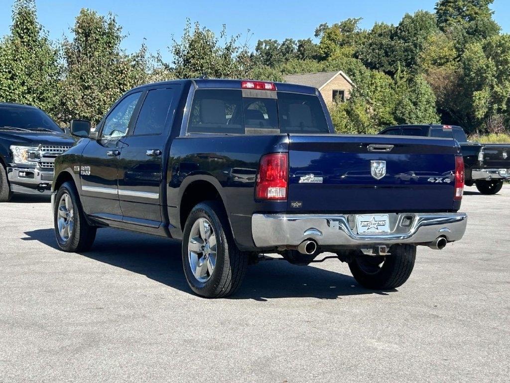 RAM 1500 4WD Crew Cab 140.5" Big Horn 2013