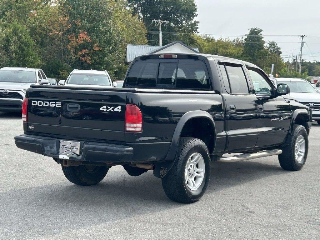 Dodge Dakota Quad Cab 131" WB 4WD Sport 2001