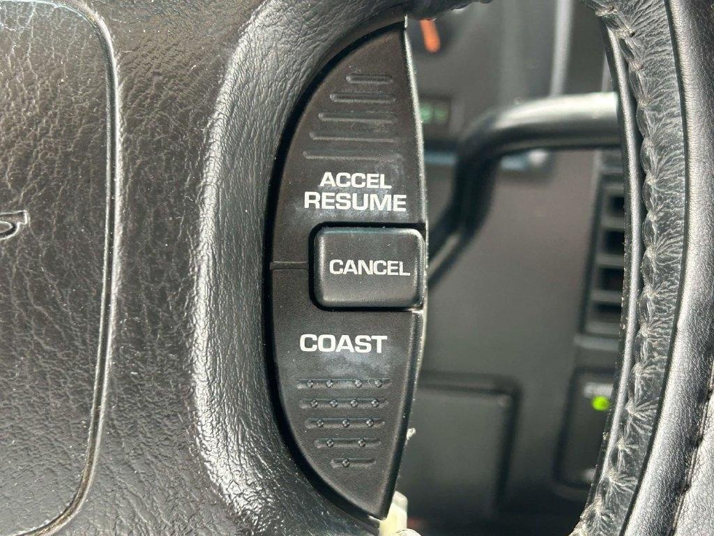 Dodge Dakota Quad Cab 131" WB 4WD Sport 2001