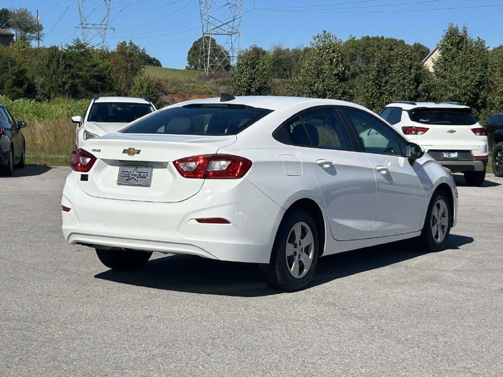 Chevrolet Cruze 4dr Sdn 1.4L LS w/1SB 2018
