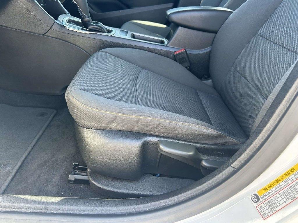 Chevrolet Cruze 4dr Sdn 1.4L LS w/1SB 2018