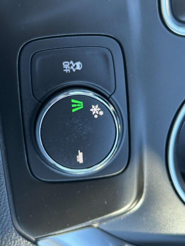Chevrolet Traverse FWD 4dr LT Leather w/3LT 2018