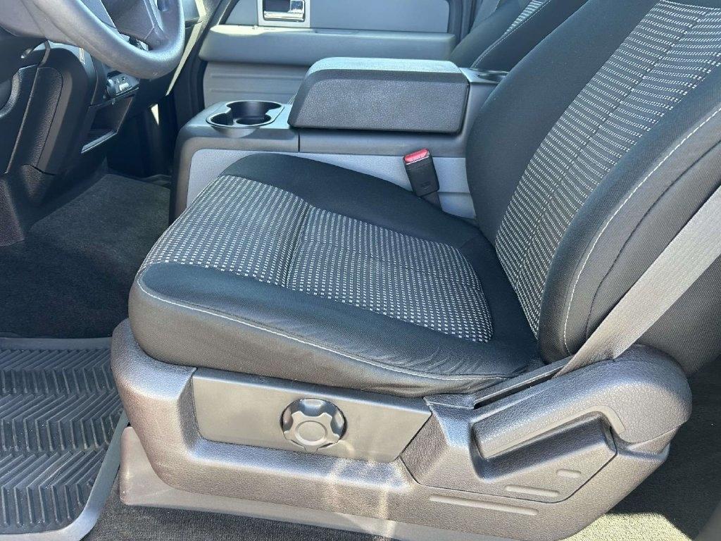 Ford F-150 4WD SuperCrew 145" Platinum 2014