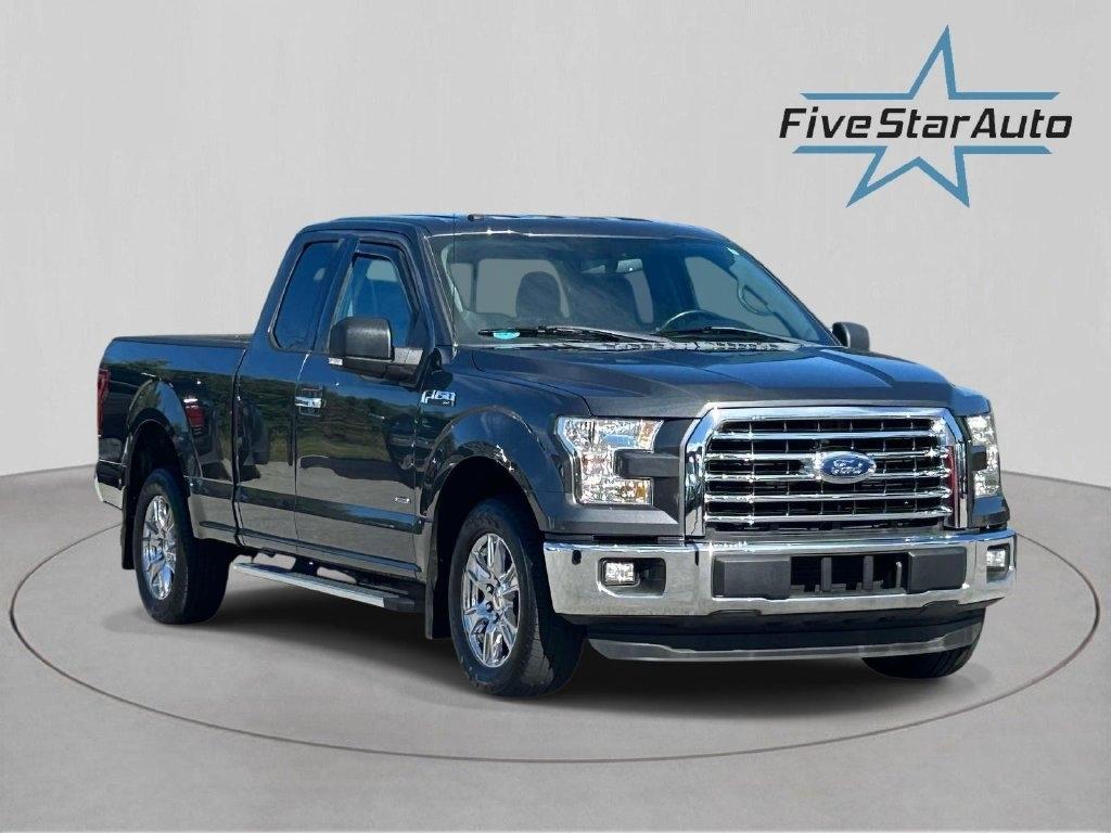 Ford F-150 2WD SuperCab 145" Lariat 2016