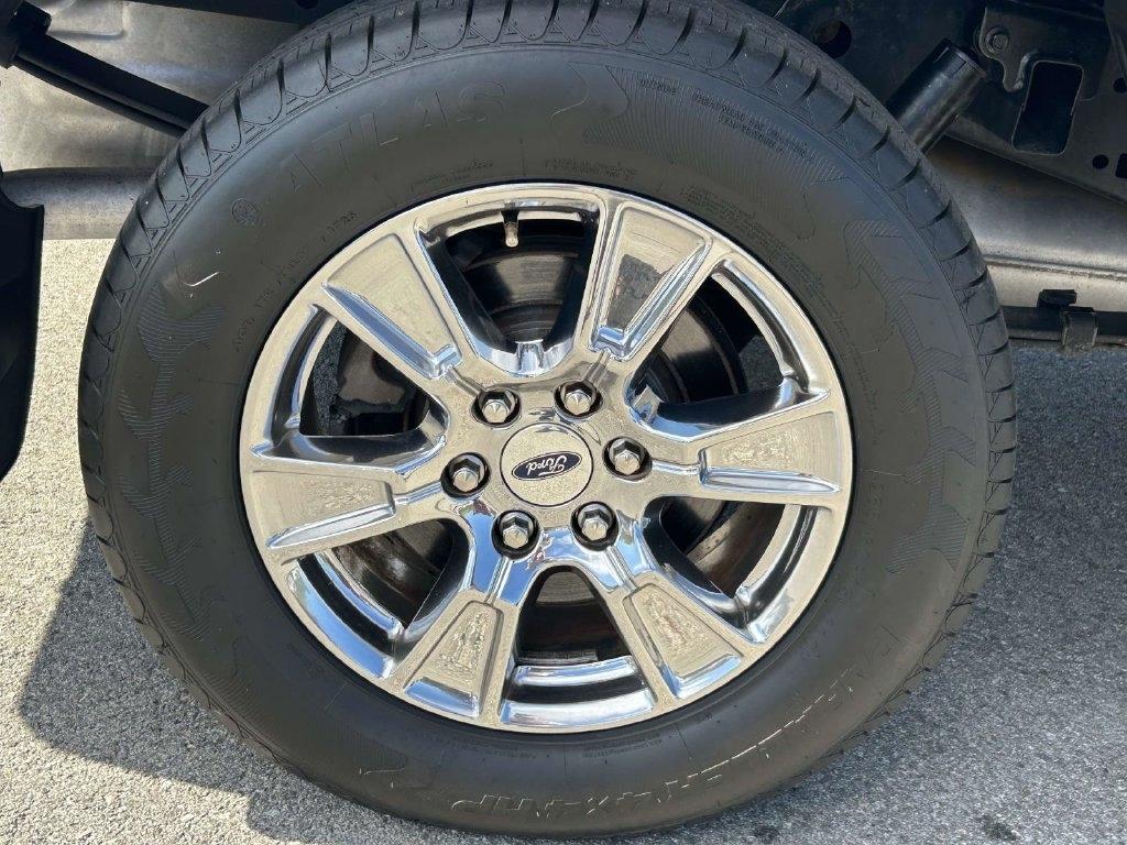 Ford F-150 2WD SuperCab 145" Lariat 2016