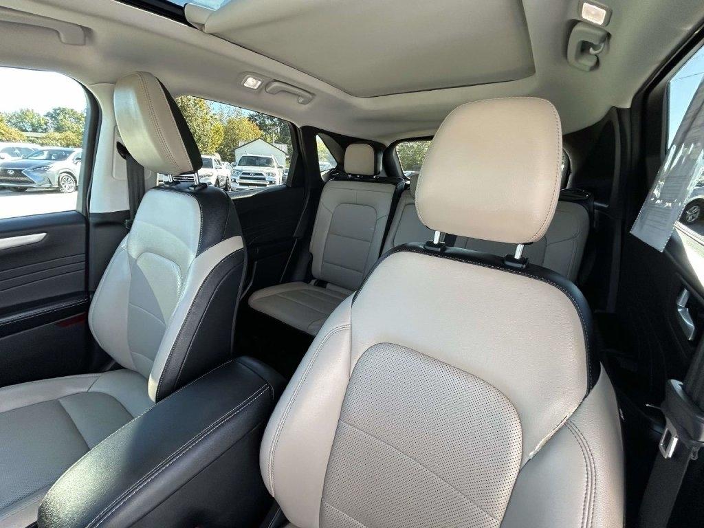 Ford Escape SEL FWD 2022