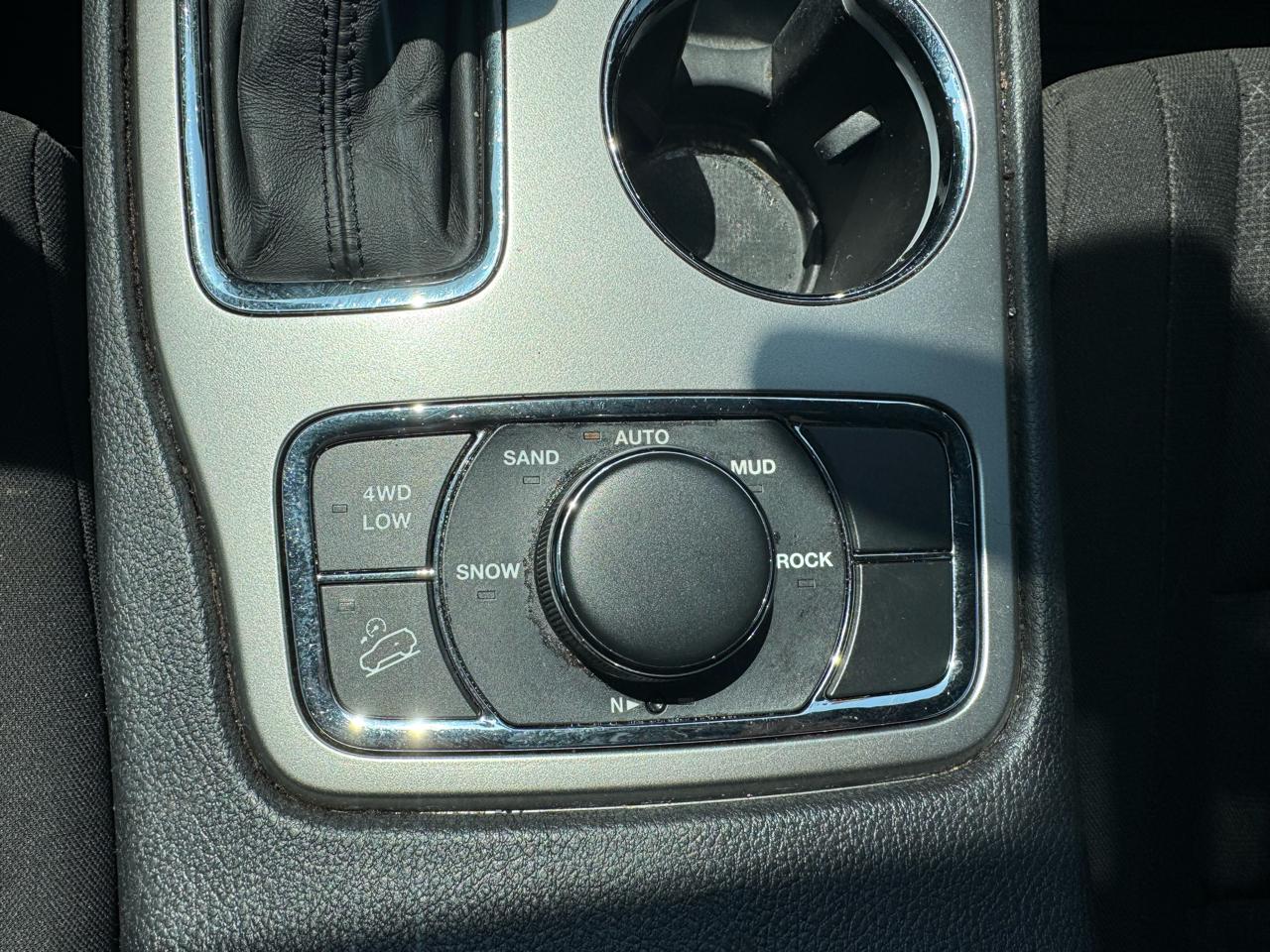 Jeep Grand Cherokee Laredo 4WD 2018