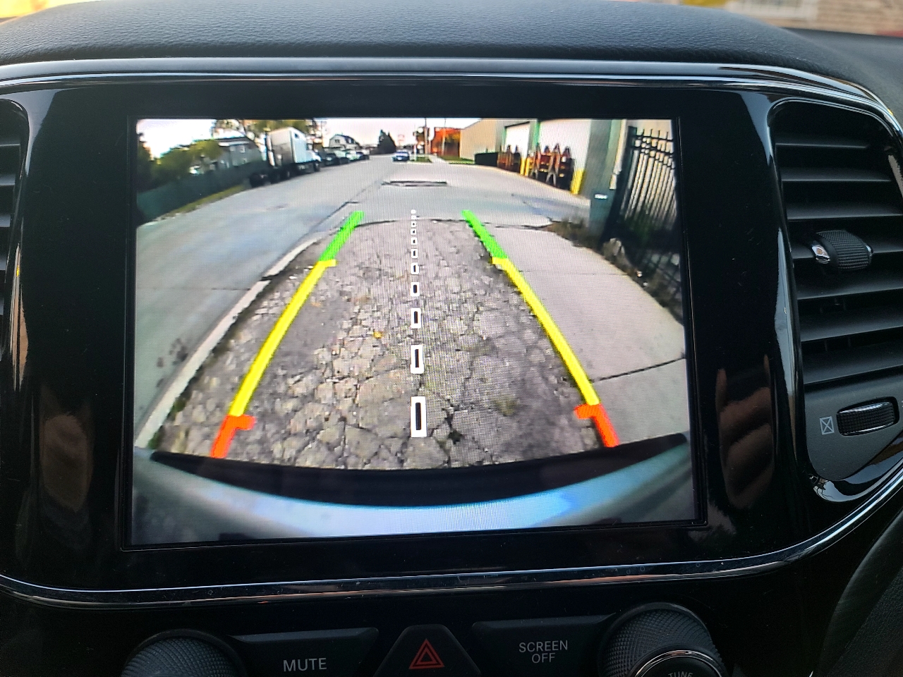 Jeep Grand Cherokee Laredo E 4WD 2020