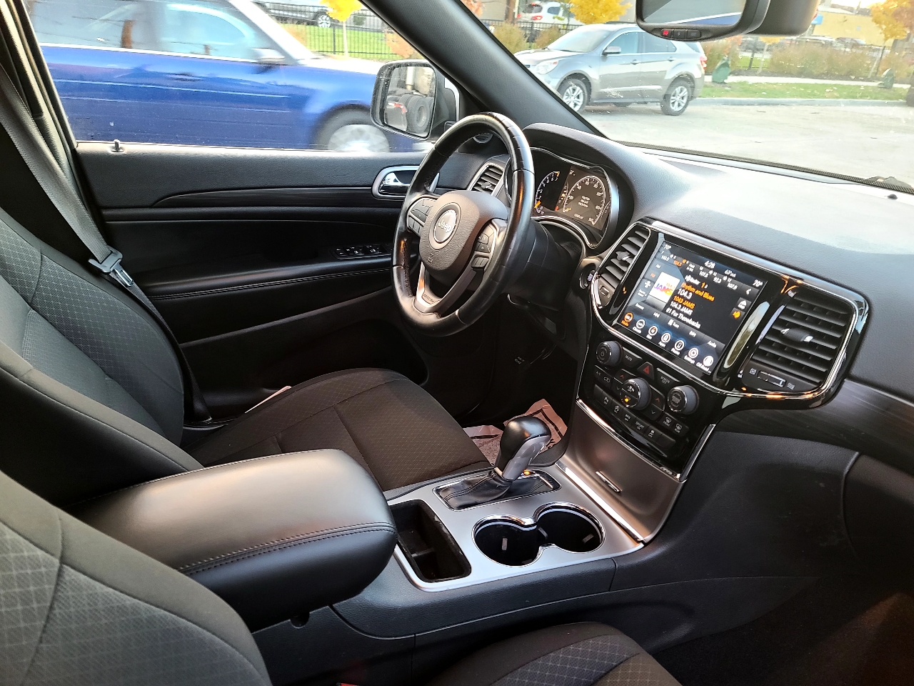 Jeep Grand Cherokee Laredo E 4WD 2020