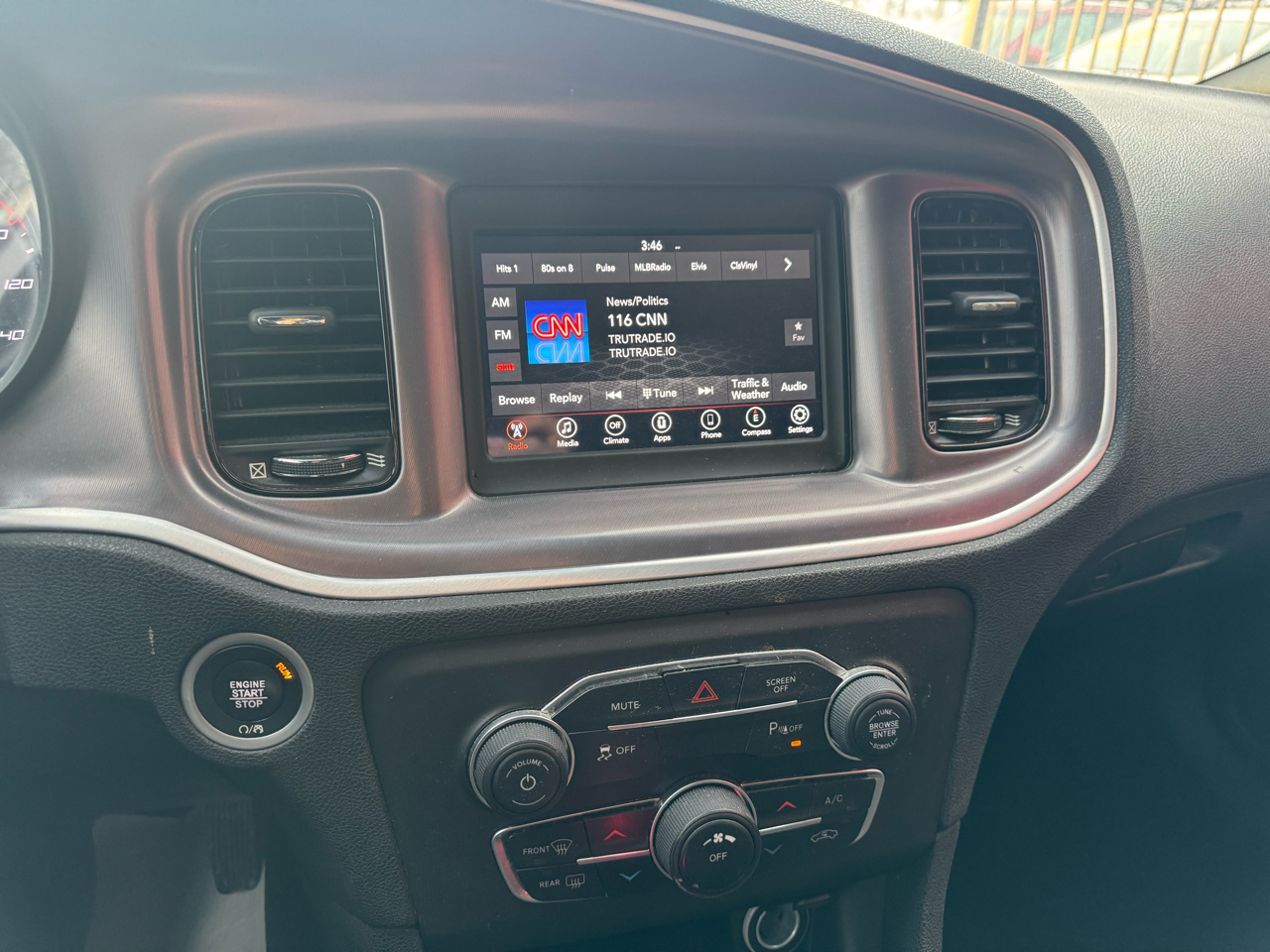 Dodge Charger SXT 2020