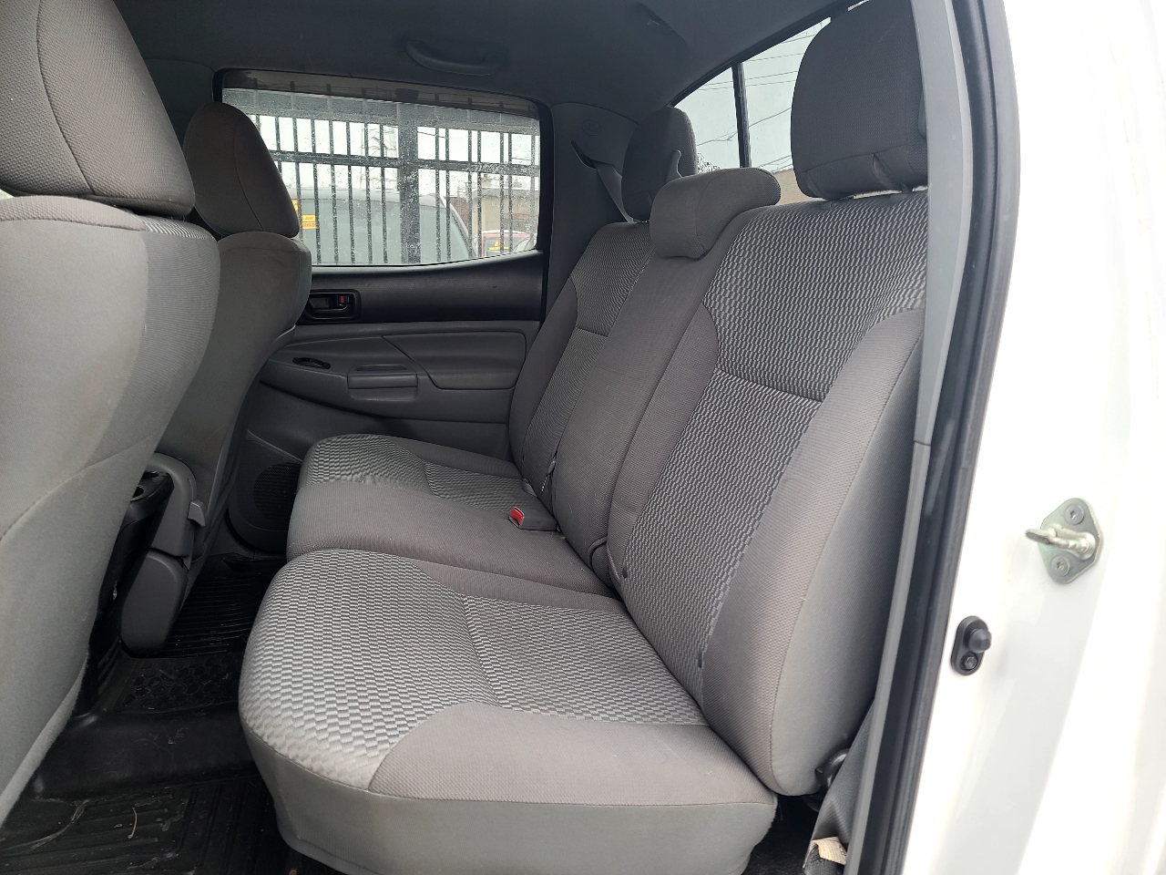 Toyota Tacoma Prerunner SR5 Double Cab V6 at 2014