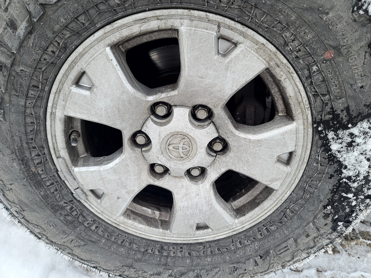 Toyota Tacoma Prerunner SR5 Double Cab V6 at 2014