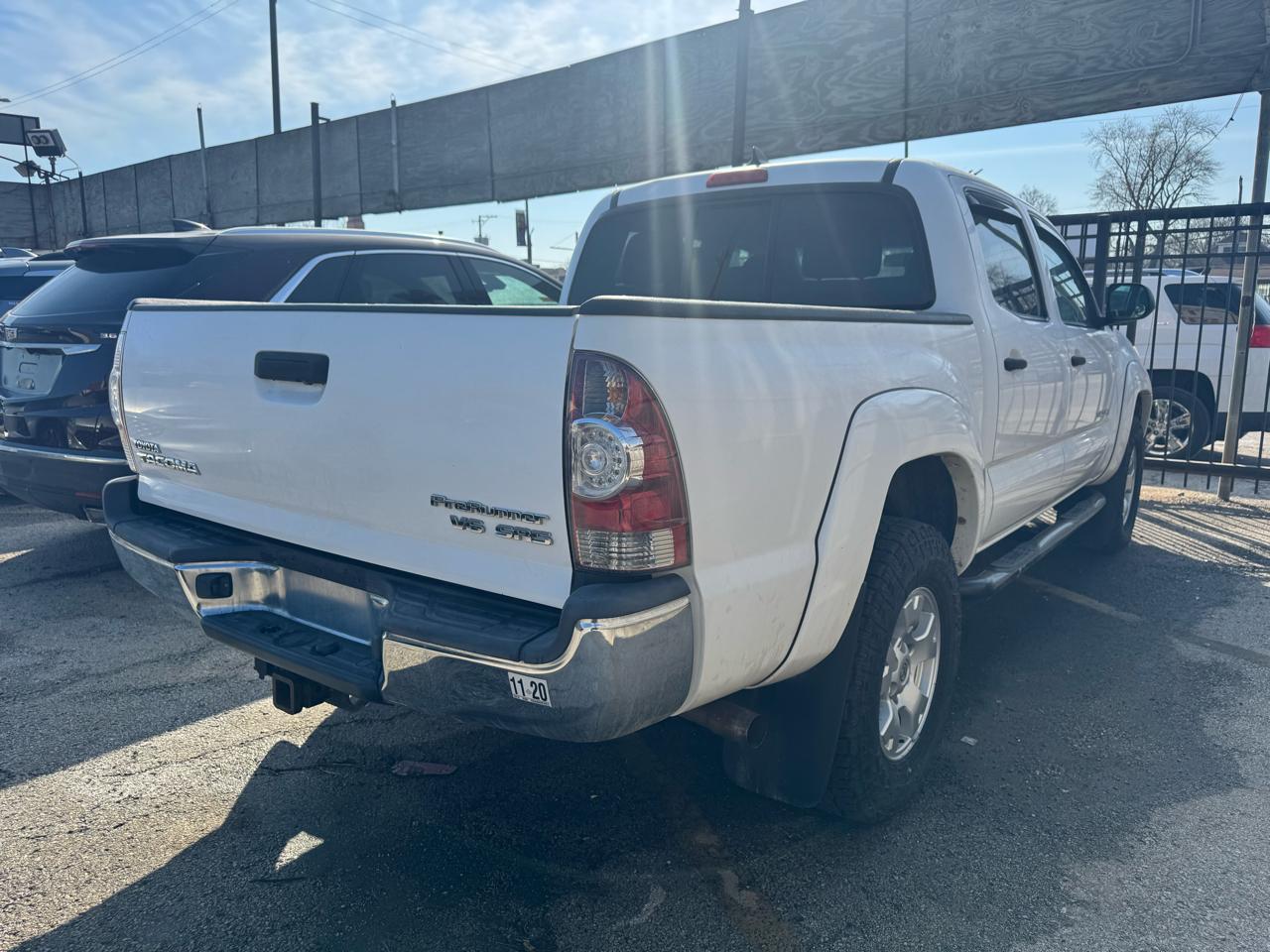Toyota Tacoma Prerunner SR5 Double Cab V6 at 2014