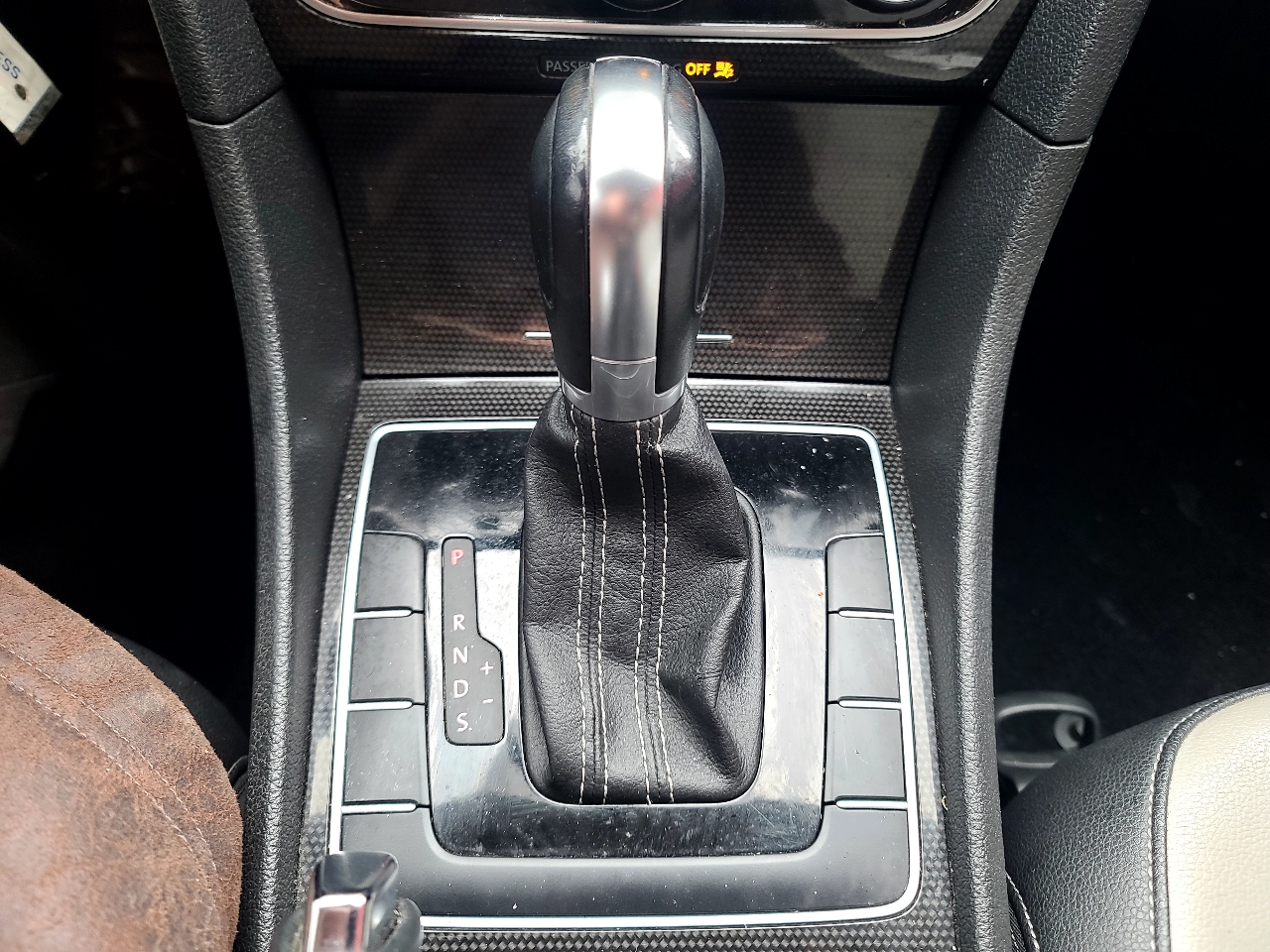 Volkswagen Passat Sport 6A 2015