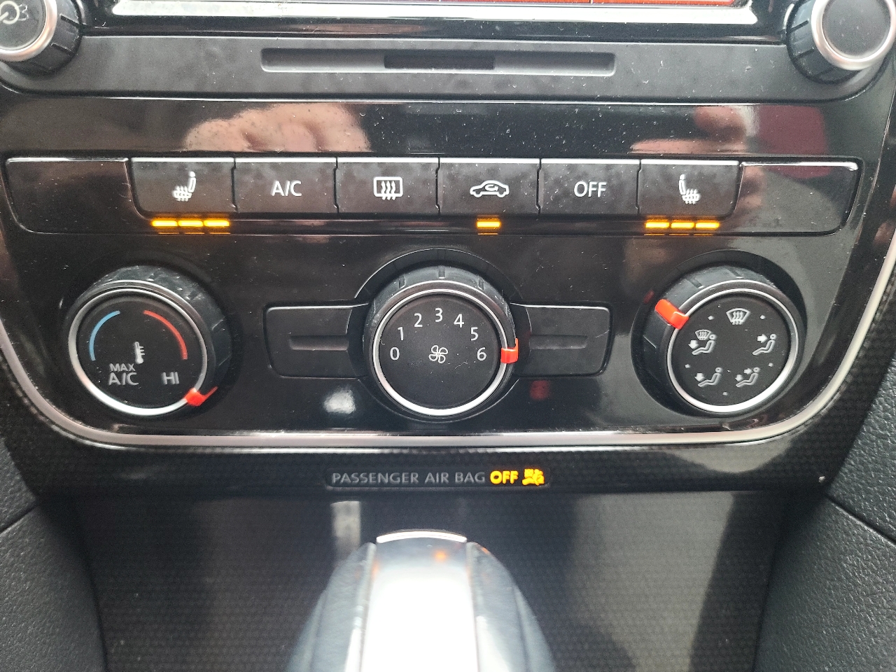 Volkswagen Passat Sport 6A 2015