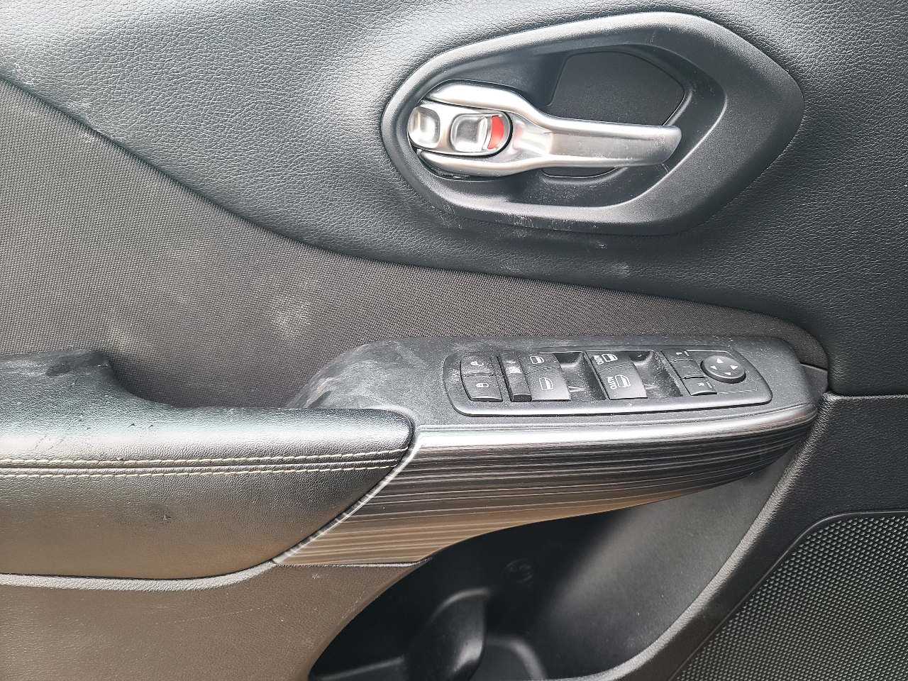 Jeep Cherokee Latitude 4WD 2017