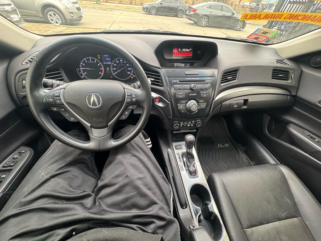 Acura ILX 5-Spd AT w/ Premium Package 2013