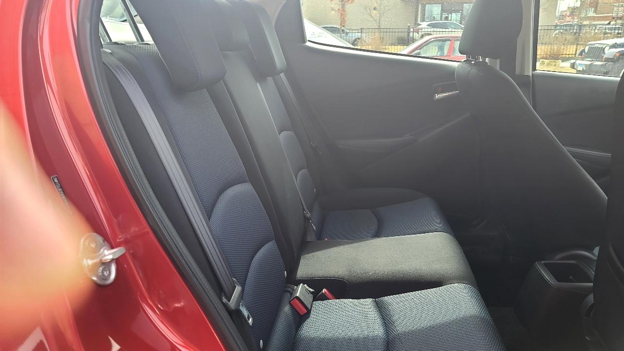 Toyota Yaris iA 6A 2017