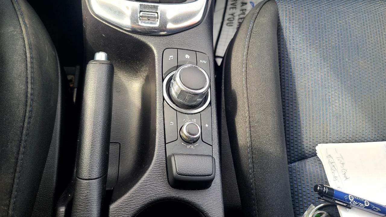 Toyota Yaris iA 6A 2017