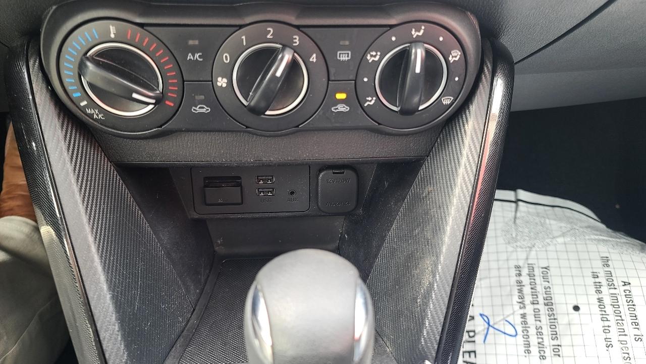 Toyota Yaris iA 6A 2017