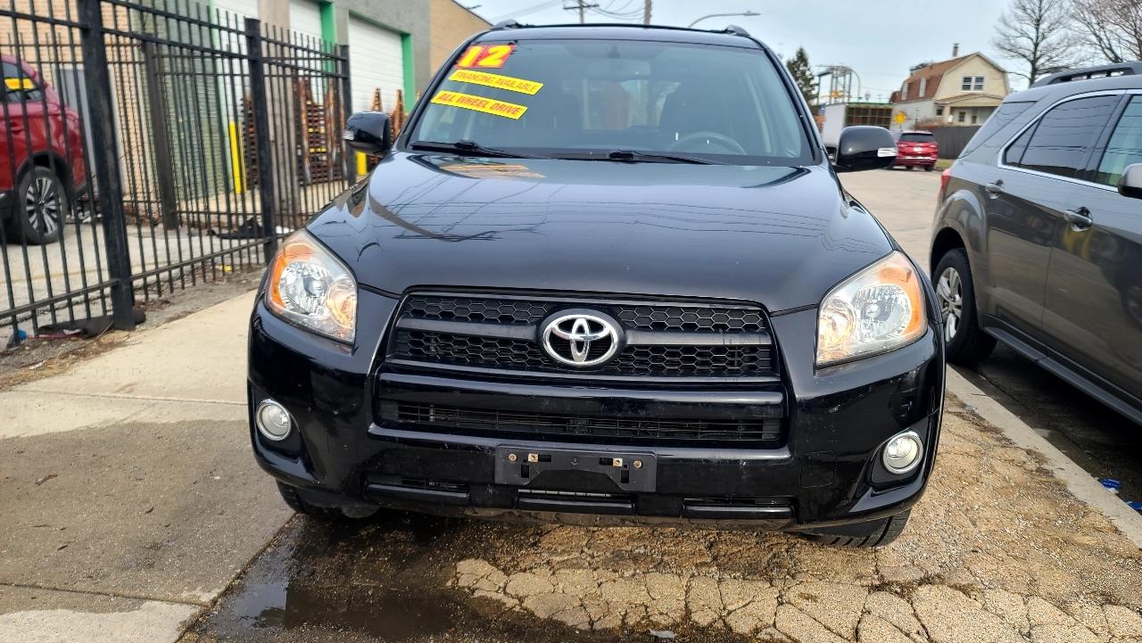 Toyota RAV4  2012