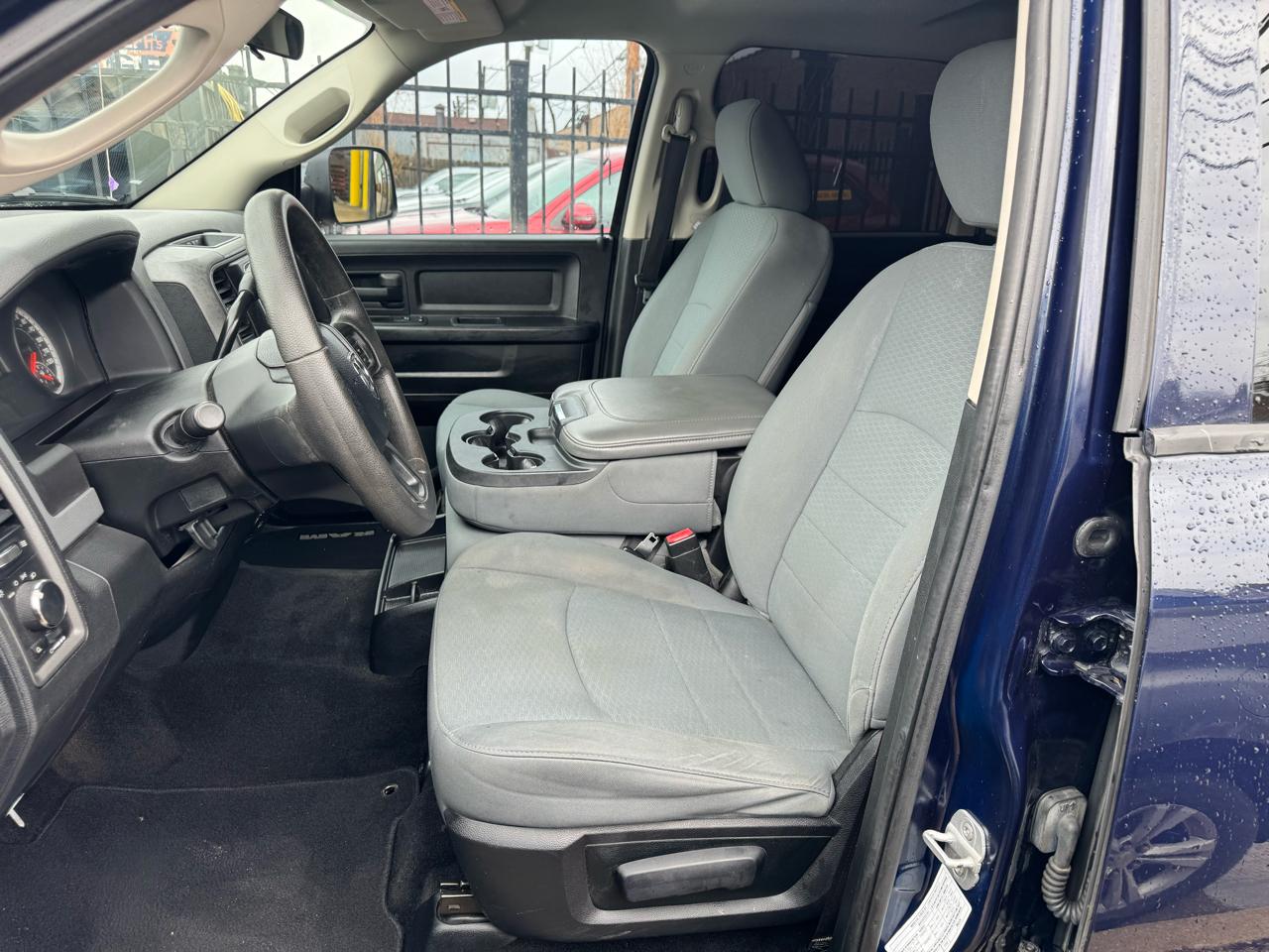 RAM 1500 ST Crew Cab 4WD 2013