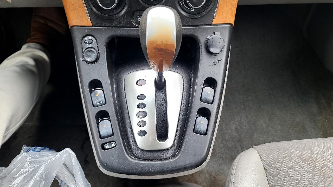 Saturn VUE FWD V6 2006