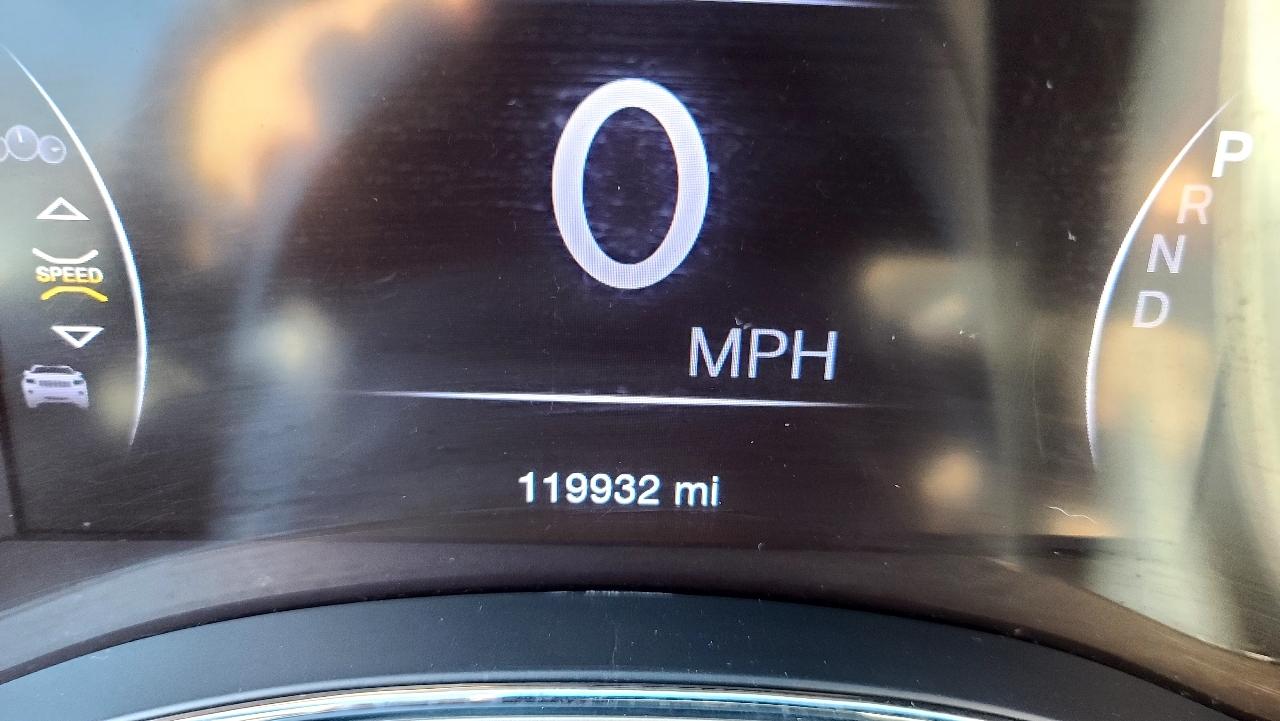 Jeep Grand Cherokee  2016