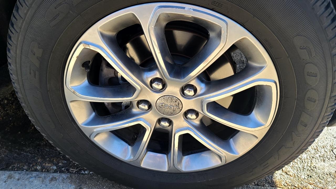 Jeep Grand Cherokee  2016