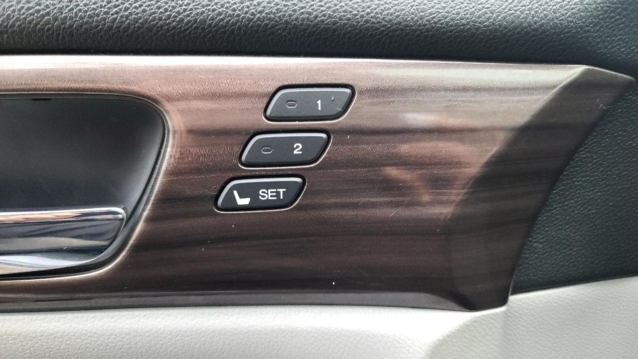 Honda Accord Touring V6 Sedan 6-Spd AT 2017